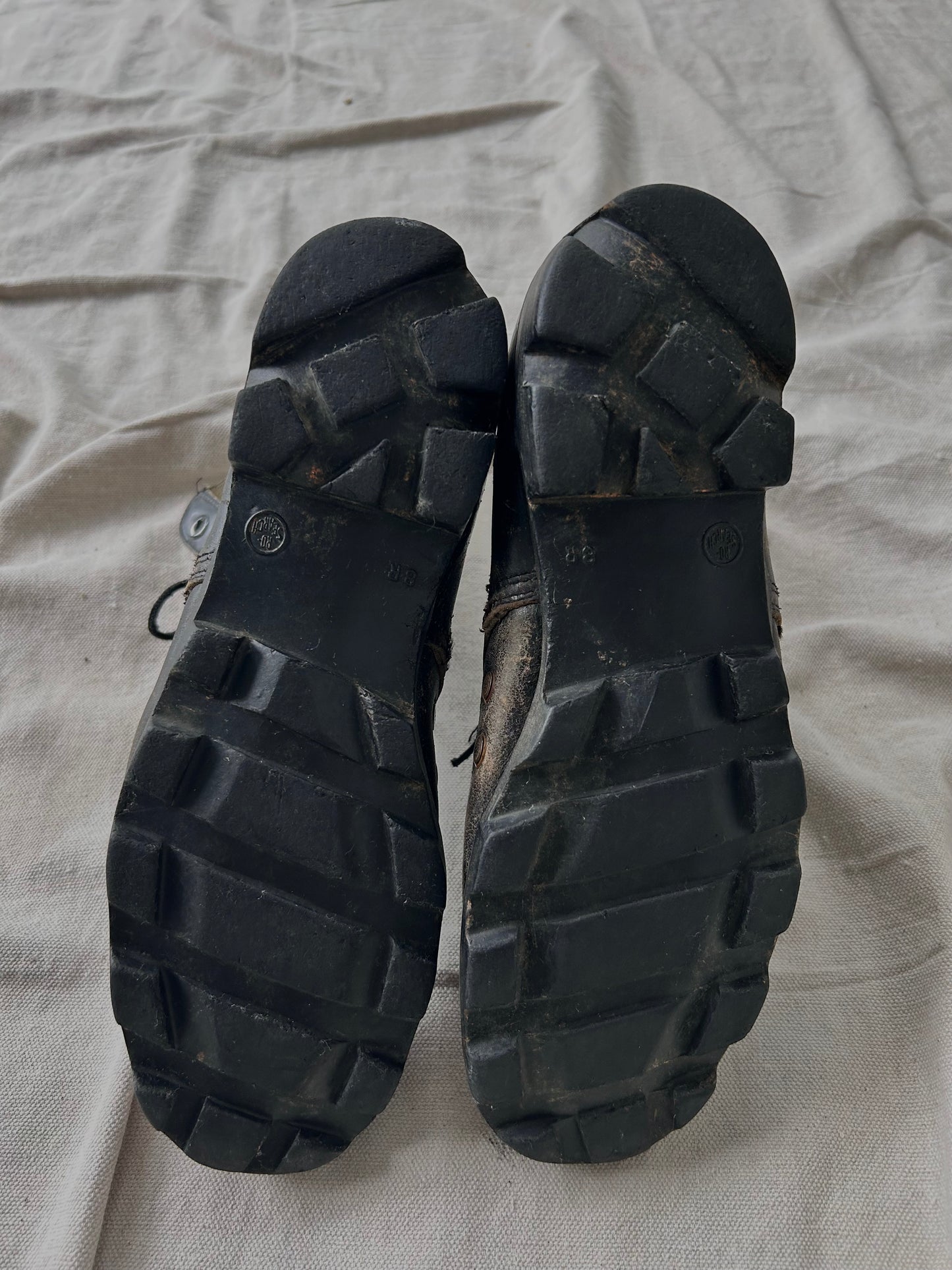 Vintage Military Green / Black Leather Jungle Boots (Men’s 8) Distressed