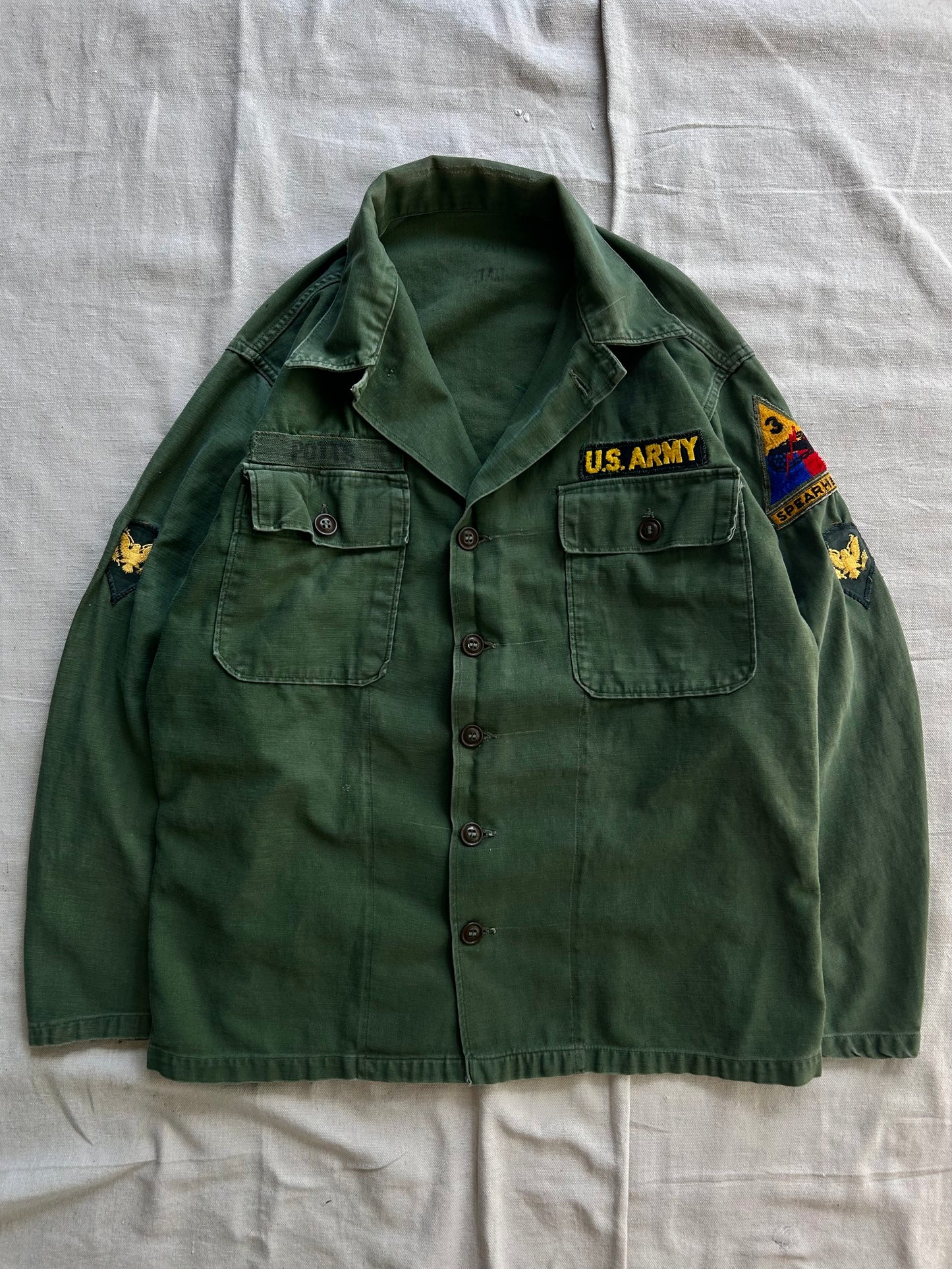 Vintage 1960s Military OG-107 Button Up Shirt (M)